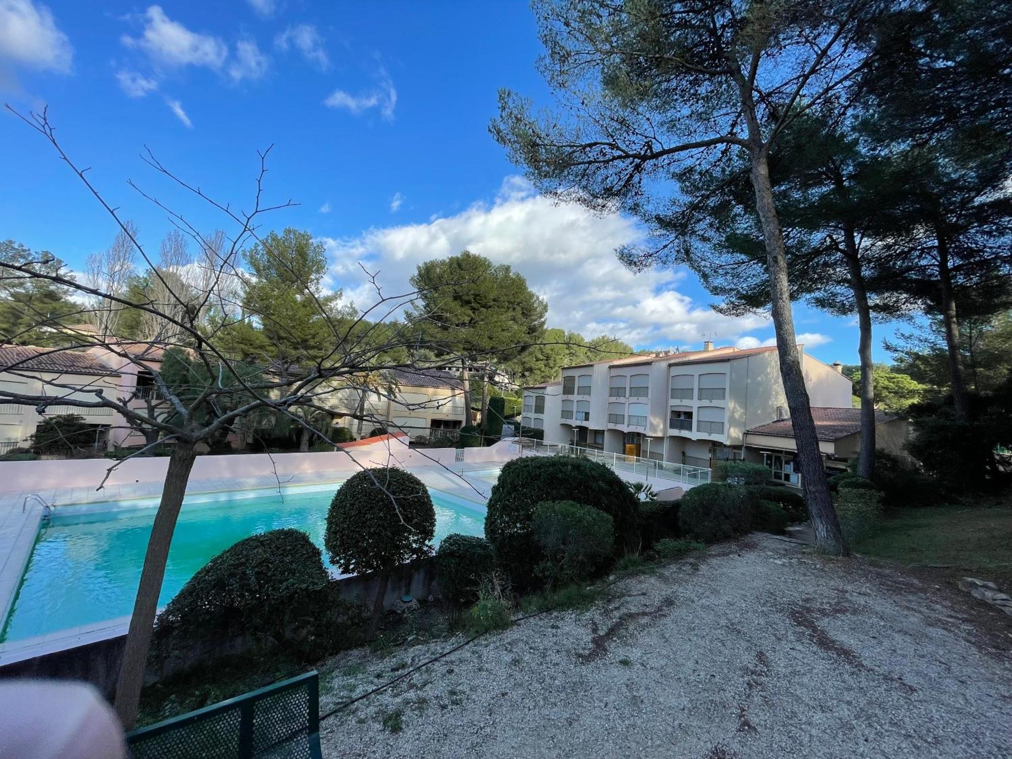 Studio Climatise Piscine Et Proche Plage Sanary-sur-Mer Dış mekan fotoğraf